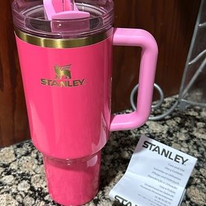Authentic Stanley Quencher Cup Black Friday Special -Parade Pink-flawed